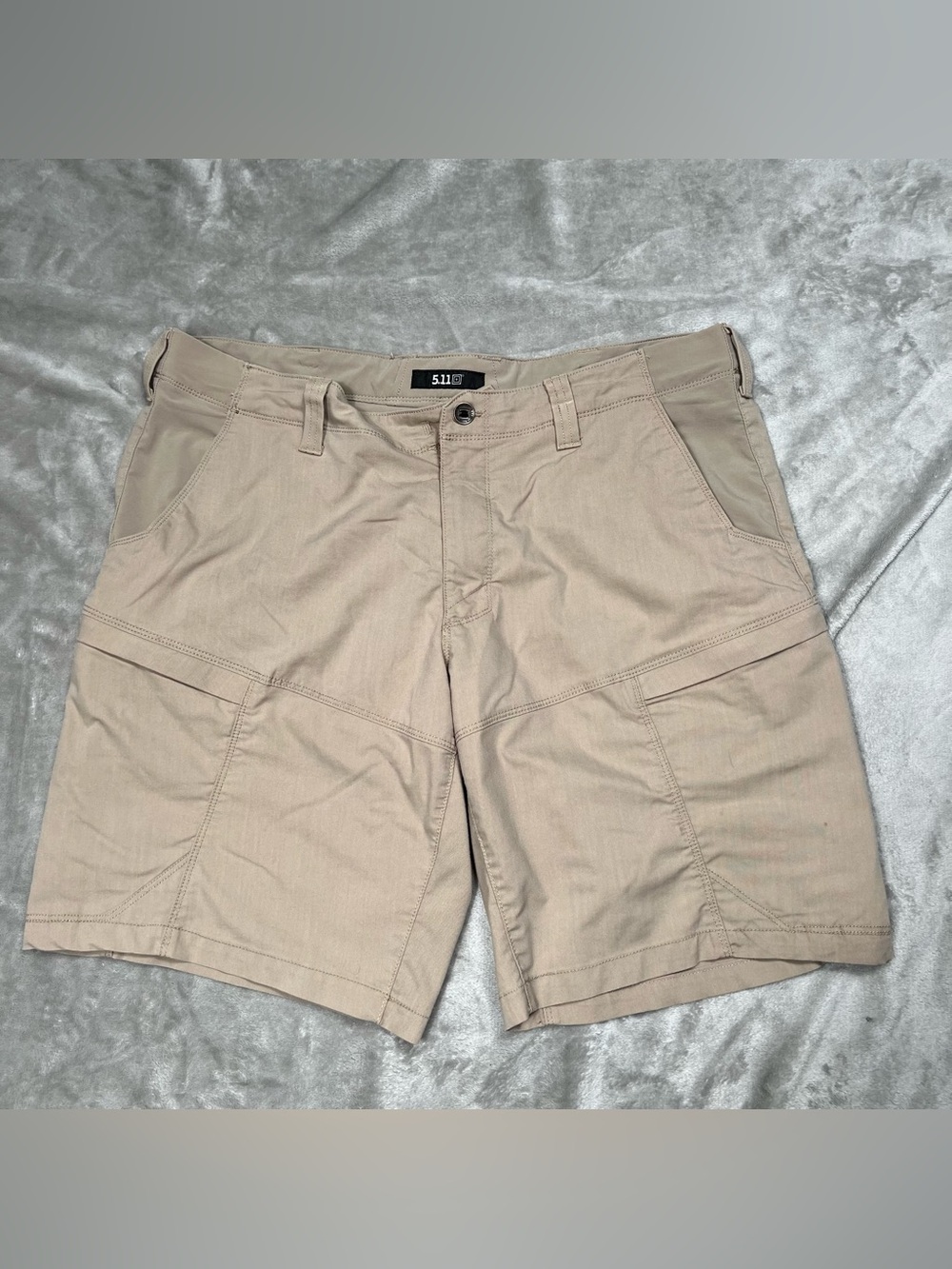5.11 Tactical Apex Cargo Shorts Mens 40 Beige Stretch Utility Flex Tac 73334